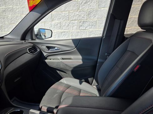 Used 2023 Chevrolet Equinox RS AWD/4WD image 31
