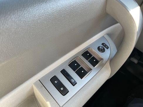 Used 2007 Chevrolet Silverado 2500 W/T w/ LS Package image 18