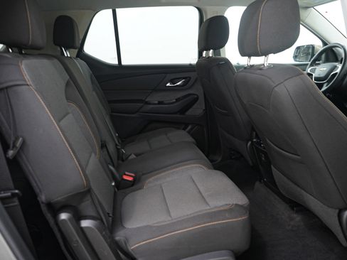 Used 2019 Chevrolet Traverse LT image 15
