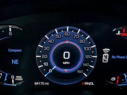 Used 2019 Cadillac Escalade Luxury AWD/4WD image 38