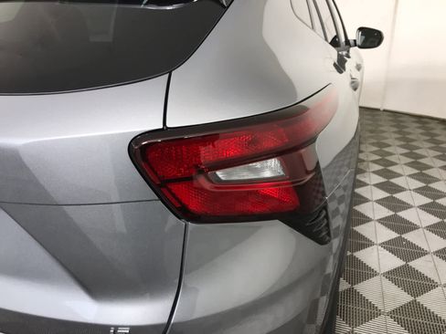 New 2026 Chevrolet Trax LT image 17