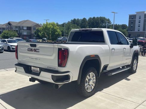 Used 2022 GMC Sierra 2500 Denali w/ Denali Ultimate Package AWD/4WD image 7