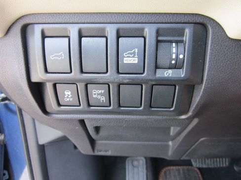 Used 2019 Subaru Ascent Touring w/ Popular Package #3 AWD/4WD image 18