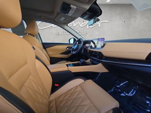 Certified 2023 Nissan Rogue Platinum image 24