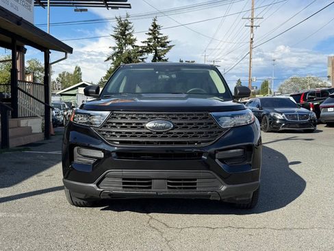 Used 2021 Ford Explorer 4WD w/ Class III Trailer Tow Package image 9