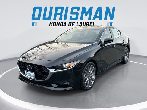 Used 2024 MAZDA MAZDA3 s image 1