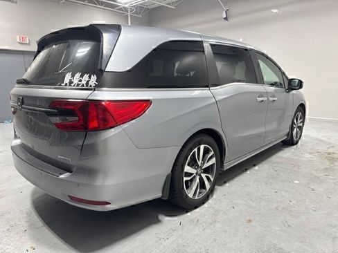 Used 2023 Honda Odyssey Touring image 7