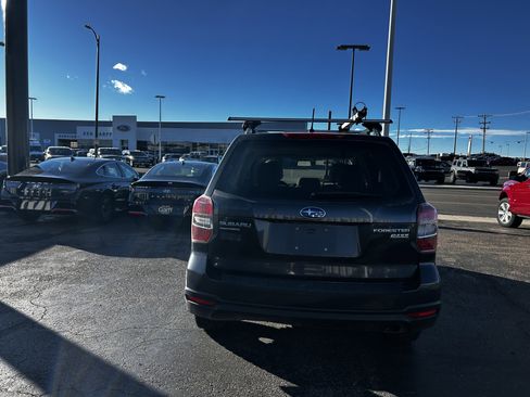 Used 2015 Subaru Forester 2.5i Premium w/ All-Weather Package image 4