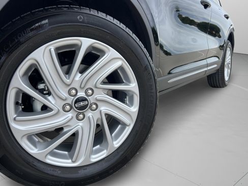 Certified 2024 Lincoln Corsair FWD image 33