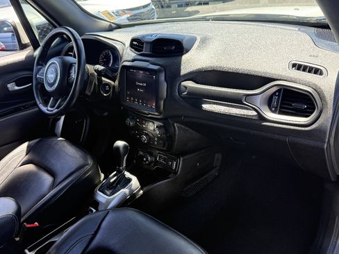 Used 2020 Jeep Renegade Altitude AWD/4WD image 25
