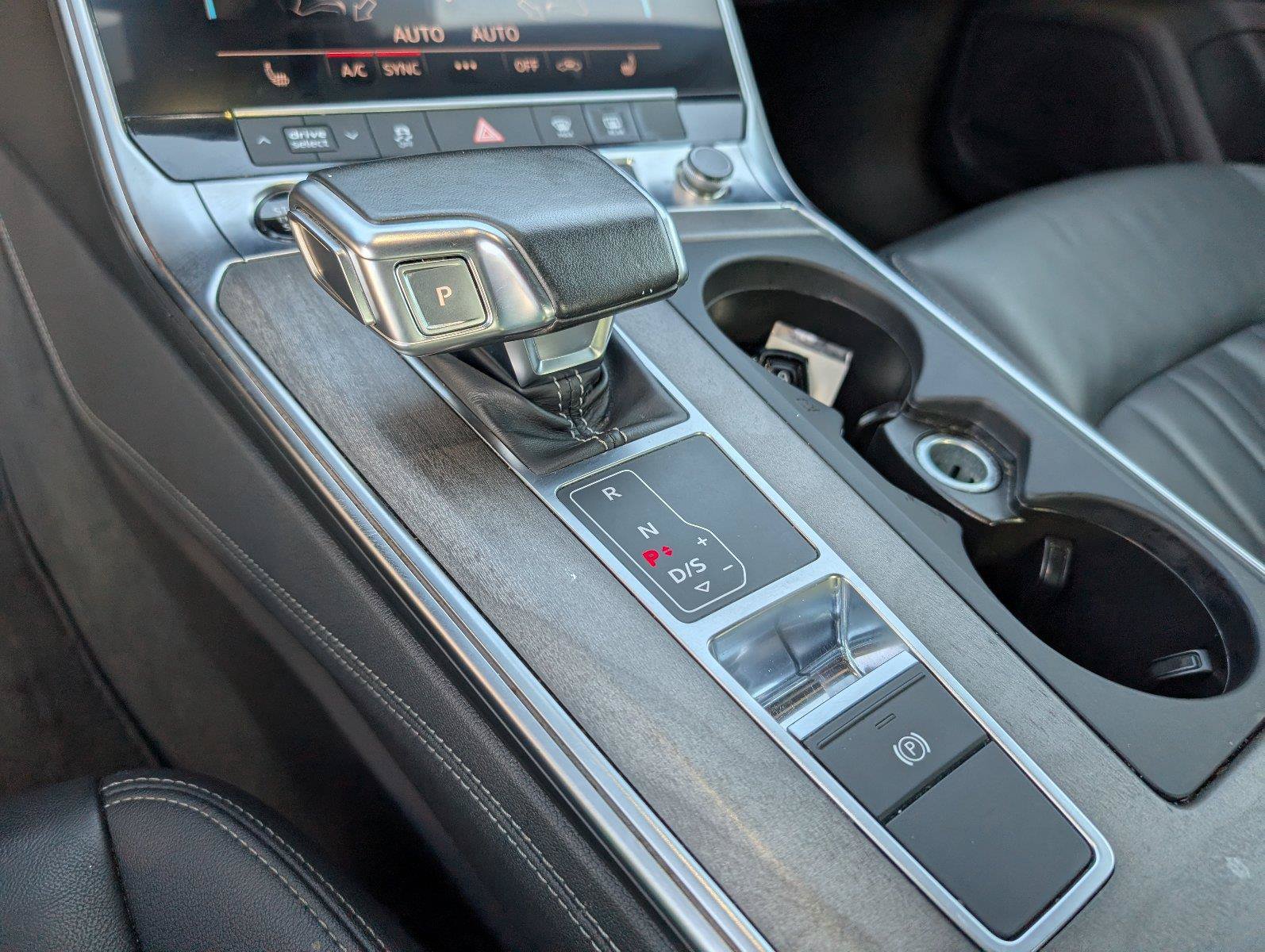 Used 2024 Audi A6 Premium Plus AWD/4WD image 18