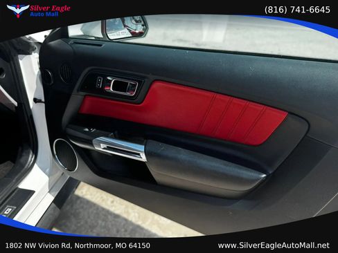 Used 2017 Ford Mustang GT Premium RWD image 6