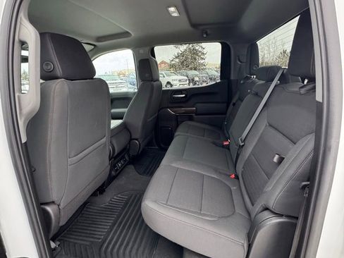 Used 2021 Chevrolet Silverado 1500 RST w/ Z71 Off-Road Package image 9