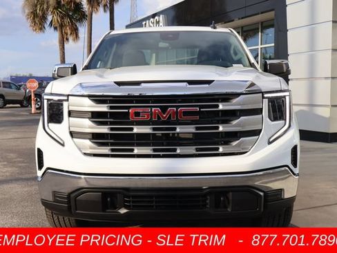 New 2026 GMC Sierra 1500 SLE w/ Max Trailering Package AWD/4WD image 3