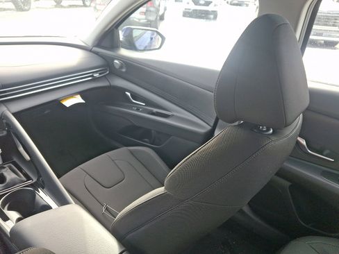 New 2026 Hyundai Elantra Blue image 11