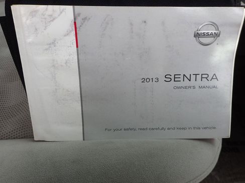 Used 2013 Nissan Sentra SV FWD image 24