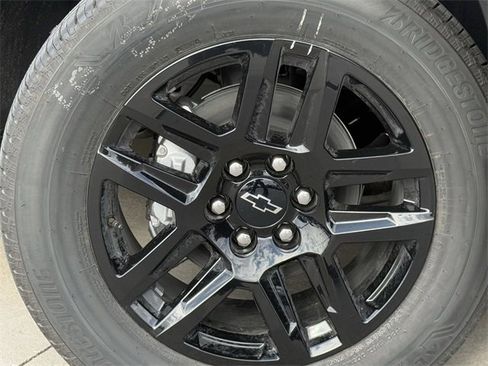 New 2026 Chevrolet Silverado 1500 Custom image 10