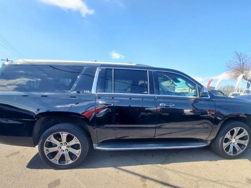Used 2015 Chevrolet Suburban LTZ image 28