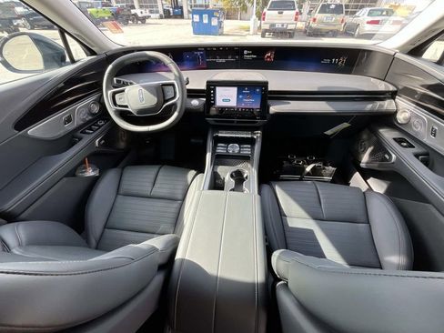 New 2026 Lincoln Nautilus Reserve AWD/4WD image 16