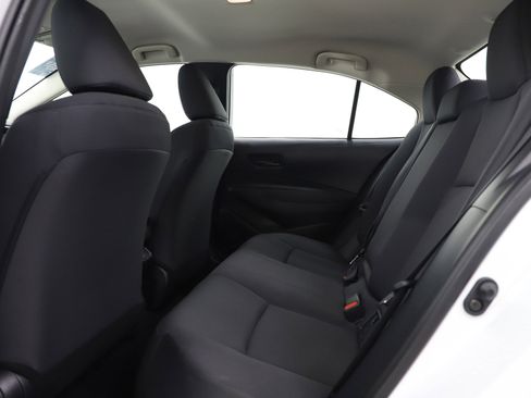 Used 2025 Toyota Corolla LE image 17