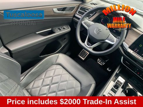 Used 2024 Volkswagen Atlas SEL Premium R-Line AWD/4WD image 28