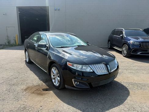 Used 2009 Lincoln MKS AWD image 2
