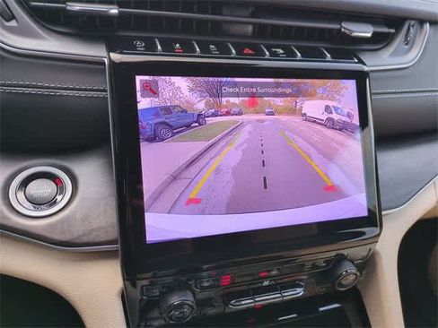 New 2025 Jeep Grand Cherokee L Limited image 30