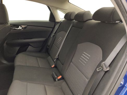 Used 2019 Kia Forte S w/ S Premium Package FWD image 18
