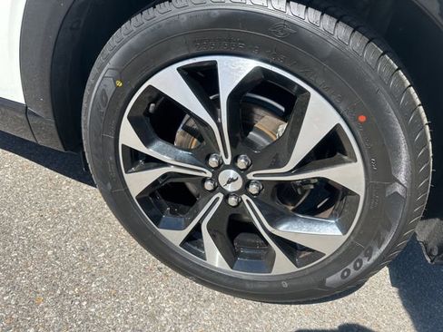 Used 2021 Ford Mustang Mach-E Premium image 24