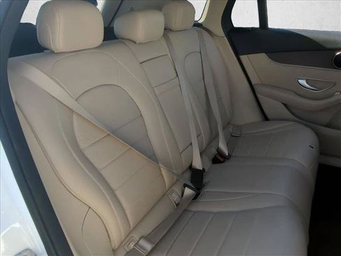Used 2021 Mercedes-Benz GLC 300 image 19