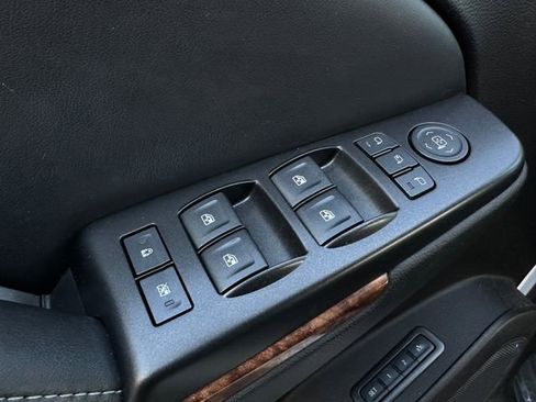 Used 2016 Chevrolet Tahoe LTZ image 14