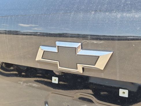 New 2026 Chevrolet Equinox LT w/ Midnight Edition FWD image 5