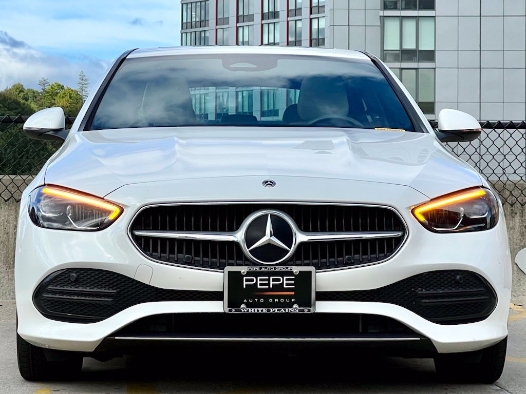 Used 2023 Mercedes-Benz C 300 4MATIC Sedan image 3