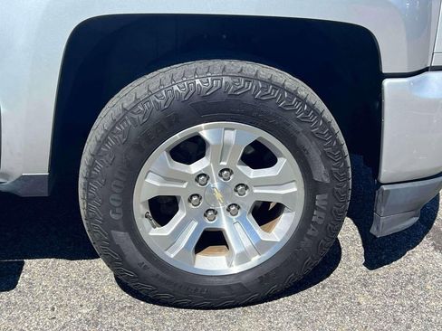 Used 2018 Chevrolet Silverado 1500 LT w/ All Star Edition AWD/4WD image 13