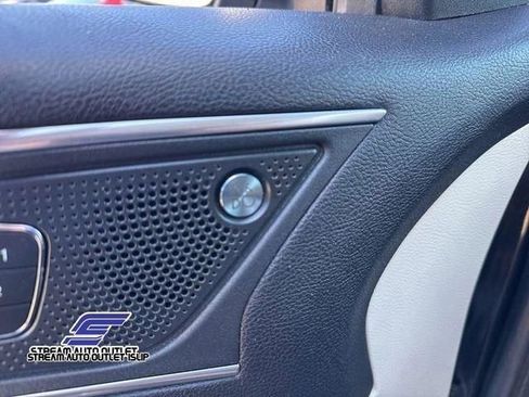 Used 2022 Ford Edge Titanium image 32