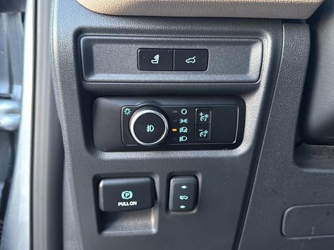 Used 2024 Ford Expedition Max Limited image 12