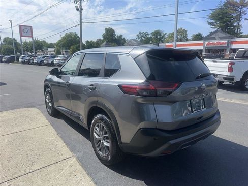 Used 2023 Nissan Rogue S AWD/4WD image 5
