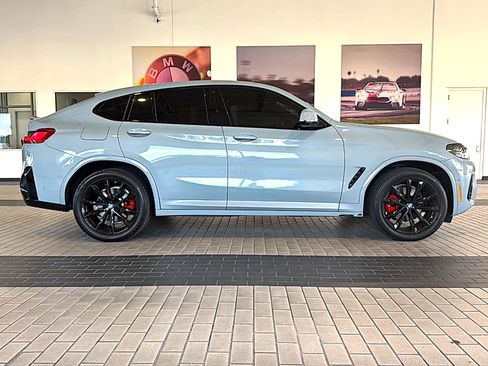 Certified 2025 BMW X4 xDrive30i w/ Premium Package AWD/4WD image 5