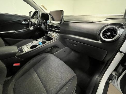 Used 2023 Hyundai Kona SEL FWD image 10