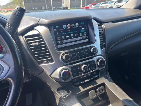 Used 2019 Chevrolet Suburban LT AWD/4WD image 17