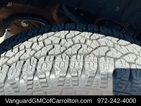 Used 2025 Chevrolet Silverado 2500 Custom w/ Custom Convenience Package image 22