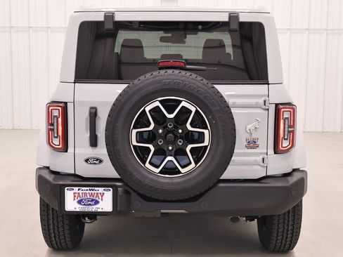 New 2026 Ford Bronco Outer Banks AWD/4WD image 8