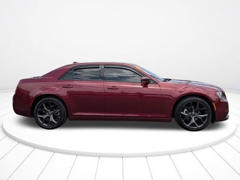 Used 2023 Chrysler 300 S RWD image 2