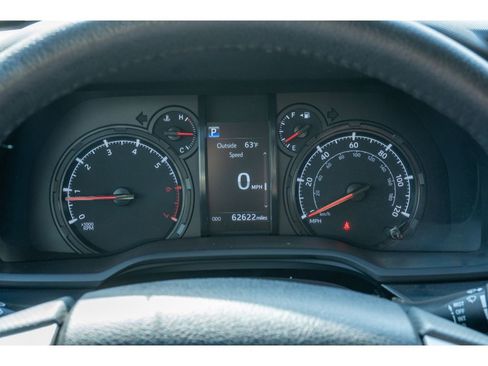 Used 2020 Toyota 4Runner SR5 Premium image 19