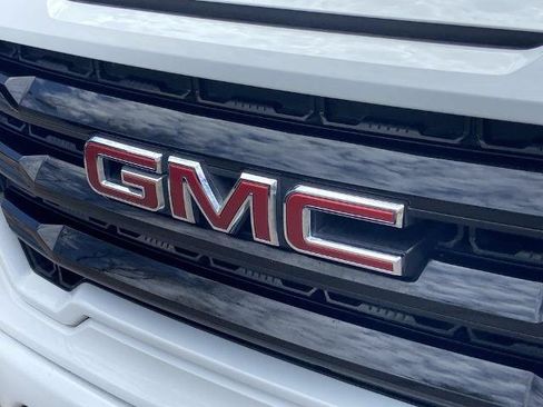 Used 2021 GMC Sierra 1500 Elevation w/ Preferred Package AWD/4WD image 25