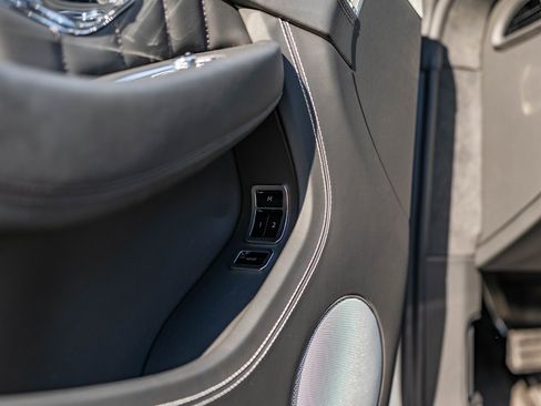 Used 2024 Bentley Continental GT image 26