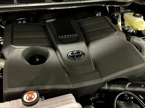 New 2026 Toyota Tundra Platinum AWD/4WD image 33