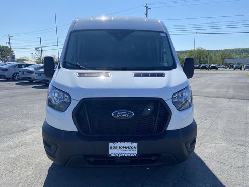 Used 2025 Ford Transit 250 148 Medium Roof Extended AWD image 2