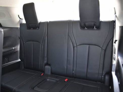 Used 2025 INFINITI QX60 Sensory w/ Vision Package AWD/4WD image 27