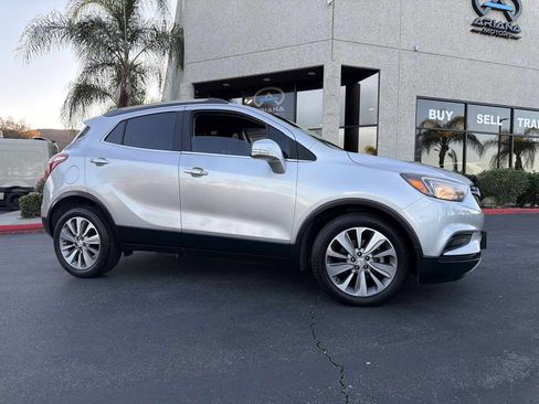 Used 2018 Buick Encore Preferred image 8